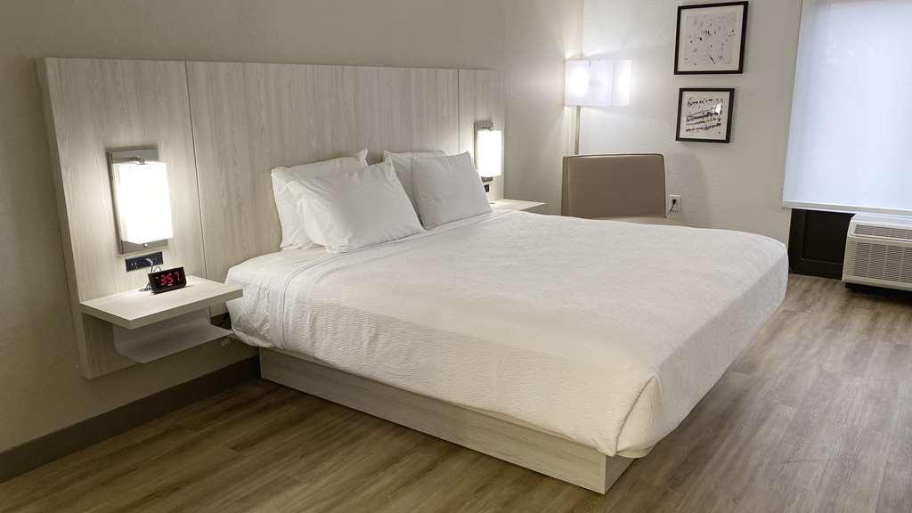 Best Western Plus Sugar Land/Stafford 객실 사진