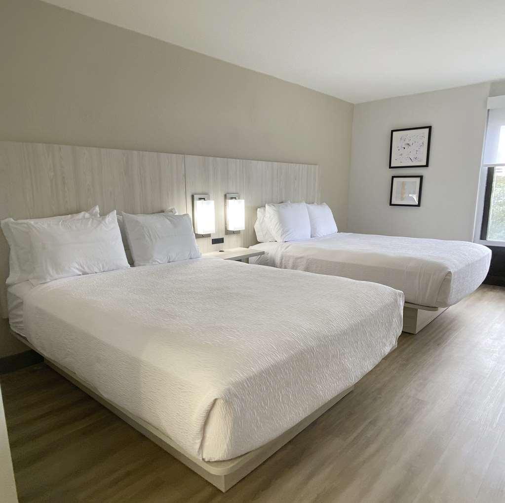 Best Western Plus Sugar Land/Stafford 객실 사진