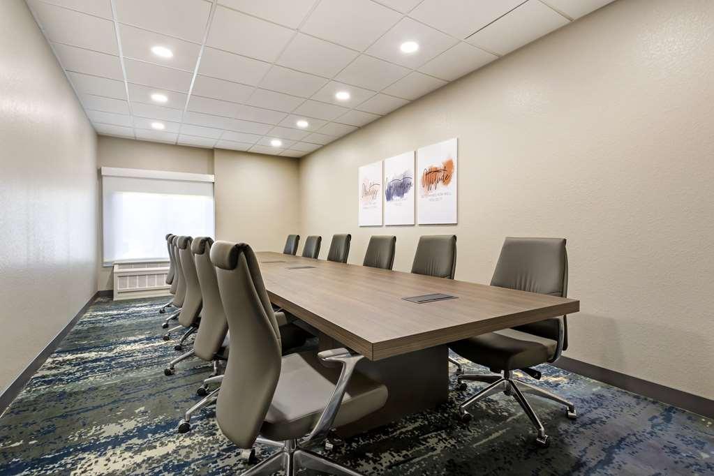 Best Western Plus Sugar Land/Stafford 시설 사진