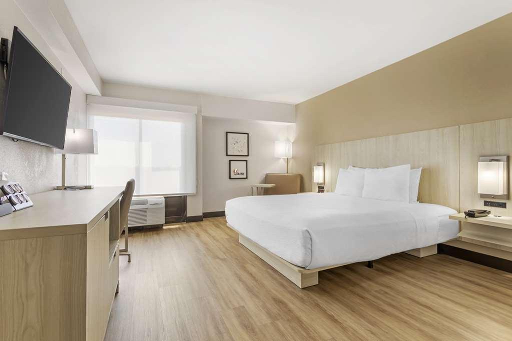 Best Western Plus Sugar Land/Stafford 객실 사진